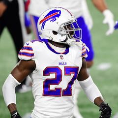 Los Buffalo Bills limpian las finanzas al cortar estrellas