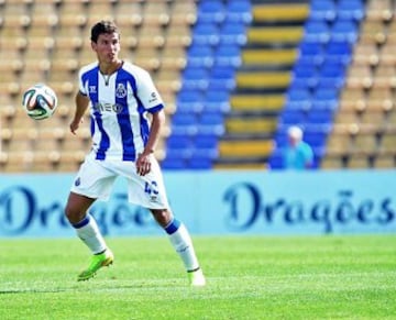 El zaguero se fue de la U para actuar en el Porto.