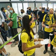 El viaje burbuja de la afición del Villarreal a tierras norirlandesas