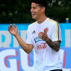 Pékerman confirma que James viaja y jugará si está bien