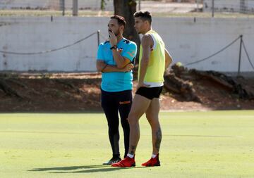 Bordalás con Gabriel Paulista. 