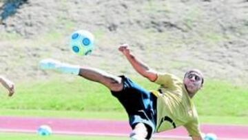 <b>CALIDAD. </b>El culé Thiago, hijo de Mazinho, jugará el Europeo.