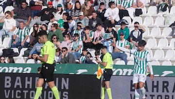 Kevin Medina se disculpa tras su amarilla