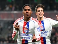 Lyon's Brazilian forward #09 Endrick (L) celebrates after scoring his team first goal during the French L1 football match between Metz and Olympique Lyonnais (OL) at the Stade Saint-Symphorien in Longeville-les-Metz, eastern France, on January 25, 2026. (Photo by Jean-Christophe VERHAEGEN / AFP)