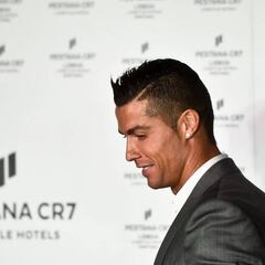 Cristiano busca empleados para su hotel en Madrid: 33.000 euros y 50 días de vacaciones