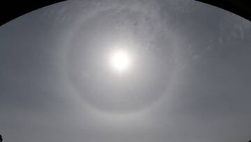 Un reporte del gobierno de Estados Unidos, señaló el sábado que es posible que la luz solar pueda terminar con la pandemia por coronavirus.