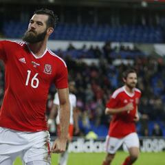 Ledley sufre una fractura de peroné: puede perderse la Euro