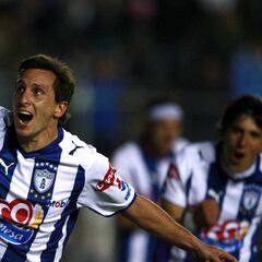 Christian Giménez jugará con Pachuca en el Clausura 2018