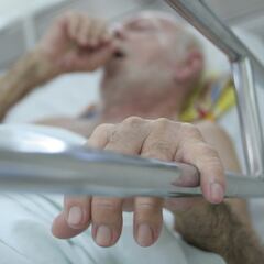 Suicidio medicamente asistido: en qué casos es legal y diferencia de la eutanasia