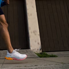 Nueva Zapatilla Clifton Edge de Hoka One One