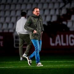 Alberto González: “Fuera de casa nos está costando, tenemos que sacar la versión del Belmonte”