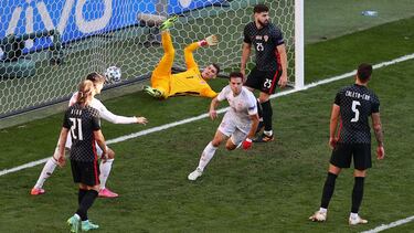 Joven, imperfecta, singular y excitante