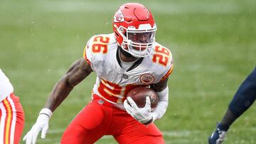 Le&#039;Veon Bell se uni&oacute; a los Kansas City Chiefs a mediados de la temporada pasada con un contrato de un a&ntilde;o, despu&eacute;s de que los New York Jets lo cortaron.