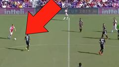 De Jong se lució con este pase que seduce aún más al Barça