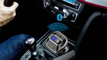 Este dispositivo permite conectar otros por Bluetooth si el coche no tiene esta tecnologa