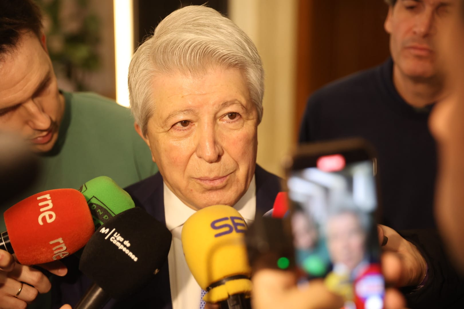 Cerezo: “Esta Champions ilusiona mucho y el camino a Budapest ya lo conocemos”