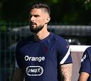 Giroud echa la culpa a los medios por su encontronazo con Mbappé