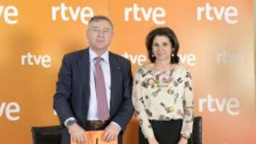 José Antonio Sánchez, presidente de RTVE, e Inmaculada García, presidenta de Loterías.