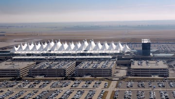 El cierre de gobierno deja a los aeropuertos de Estados Unidos en caos y la recuperación podría tardar varios meses.