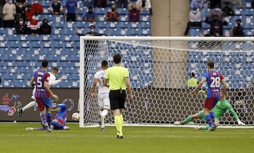 Fede Valverde, en la prórroga, anotó el 2-3.
