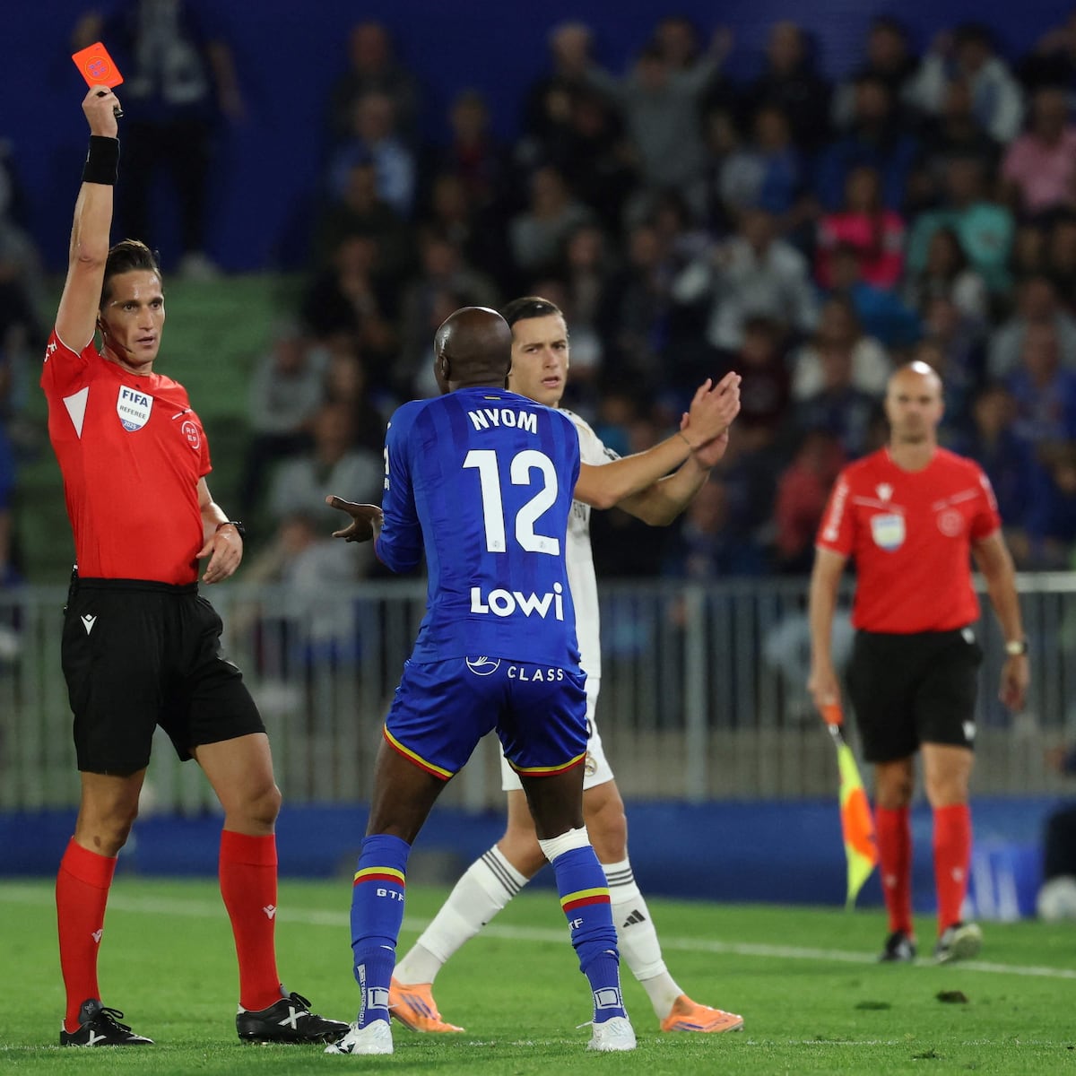 Dos rojas que dejaron al Getafe con nueve ante el Real Madrid - AS.com