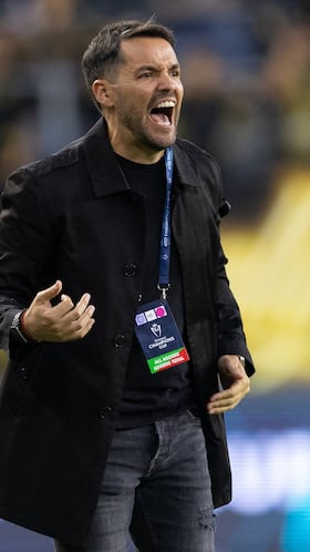 Nicolas Larcamon head coach of Cruz Azul during the Quarter Finals first leg match between Los Angeles FC and Cruz Azul as part of the CONCACAF Champions Cup 2026, at BMO Stadium, on April 07, 2026 in Los Angeles, California, United States.