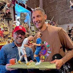 Materazzi compra una recreación del cabezazo de Zidane en el Mundial 2006