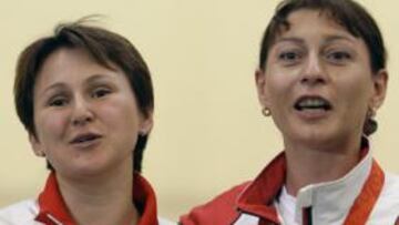 <b>CONFRATERNIZACIÓN. </b>La rusa Paderina (izq.) y la georgiana Salukvadze, plata y bronce en tiro.