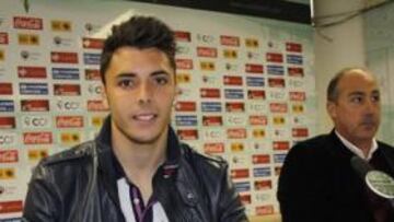 <b>PRESENTACIÓN. </b>Ximo Navarro ya siente en blanquiverde.