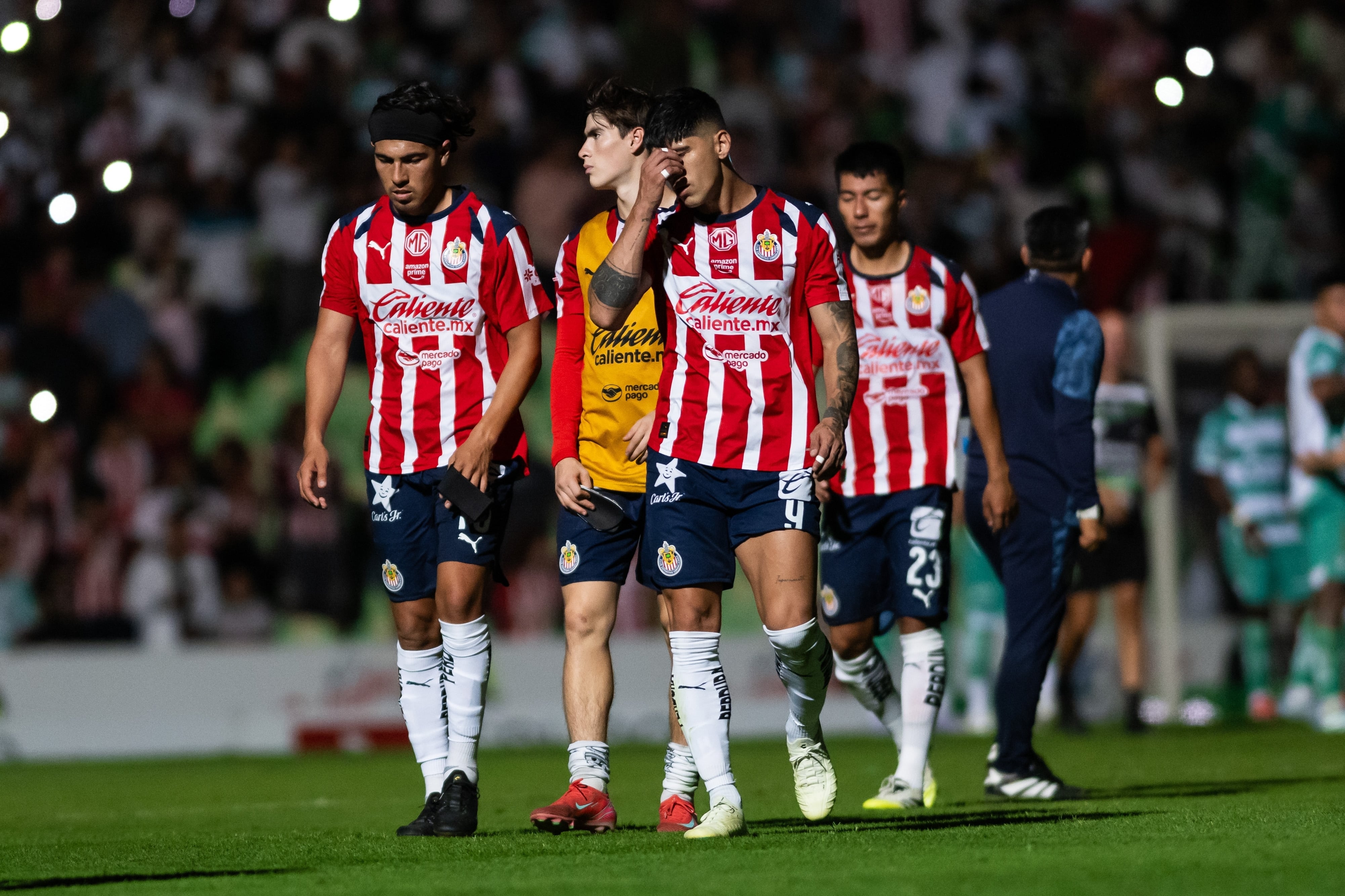 Chivas tiene dos grandes ausencias para enfrentar a Tijuana