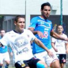 Cruz Azul cayó 1-2 ante Leones Negros en juego amistoso