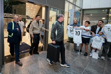  Nada es seguro; la decisión se tomará este sábado. Pero Mbappé quiere jugar. Y su vuelo de cinco horas, lo demuestra.