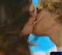 Forlán y su novia imitan el beso de Iker y Carbonero
