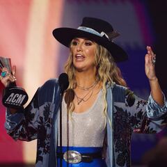 Complete list of performers at the 2025 American Music Awards: Blake Shelton, Lainey Wilson, Janet Jackson...