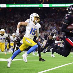 Texans aplastan a Chargers en el Wild Card y avanzan a la Ronda Divisional