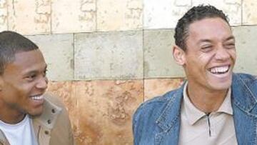 <b>PREPARADOS. </b>Ricardo Oliveira y Julio Baptista intentarán llevar a Betis y Sevilla a la Champions. Los dos delanteros más rentables de la Liga son los artilleros de la ciudad.