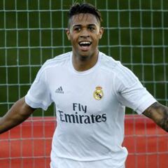 Mariano mantiene vivo el sueño del Castilla de ser primero