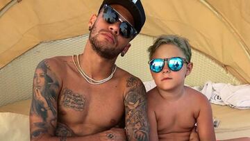 La emotiva sorpresa a Neymar de su hijo Davi en el D&iacute;a del Padre de Brasil.