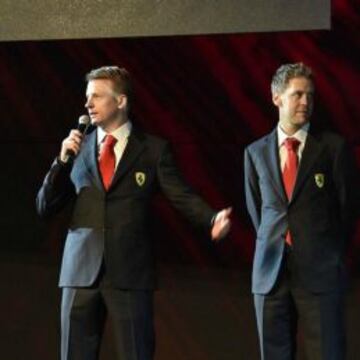 Raikkonen junto a Vettel en la presentación en el Lago Como.