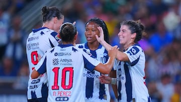 Rayadas golea a Pumas y se acercan invictas al cierre del torneo