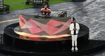 Actuación del DJ Jonas Blue en la inauguración de la fina de la Europa League.