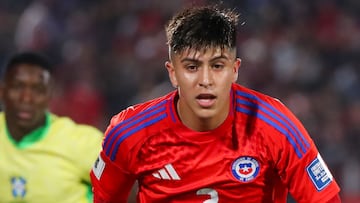 Captan imagen de Marcelo Morales después de la caída ante Brasil: conmueve a todo Chile