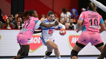 Laura Flippes intenta rebasar a Danila So Delgado