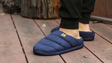 Adiós al estrés y los pies cansados: estas zapatillas con plumas de estar por casa optimizarán tu descanso y están disponibles en Amazon.