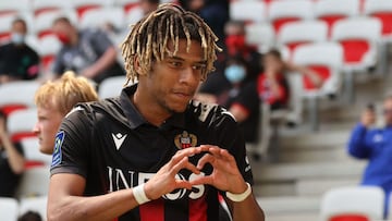 Jean-Clair Todibo celebra su gol ante el Niza.