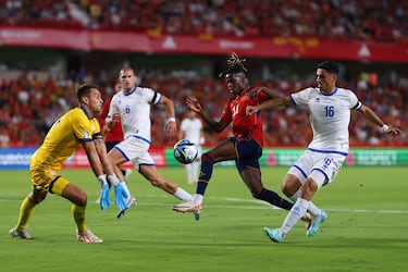 ¡Golazo de Merino de cabeza!