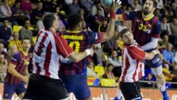 Karabatic, en plena acción.