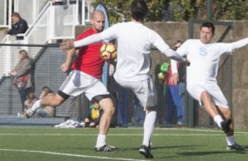 Gonzalo Mir y Cosmin Contra. Partido solidario a favor de Fundela (Fundacin Espa?ola para el Fomento de la Esclerosis Lateral Amiotrfica) jugado en el Liceo Europeo entre amigos de Kiko y amigos de Matallanas 