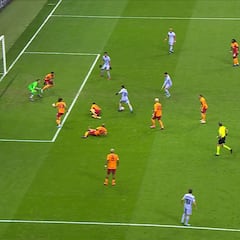 Pedri pone el continente a su pies con el gol de la Europa League