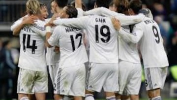 <b>EN LA CRESTA DE LA OLA. </b>El 3-2 al Sevilla hizo al Madrid líder y favorito en las apuestas para la Liga.